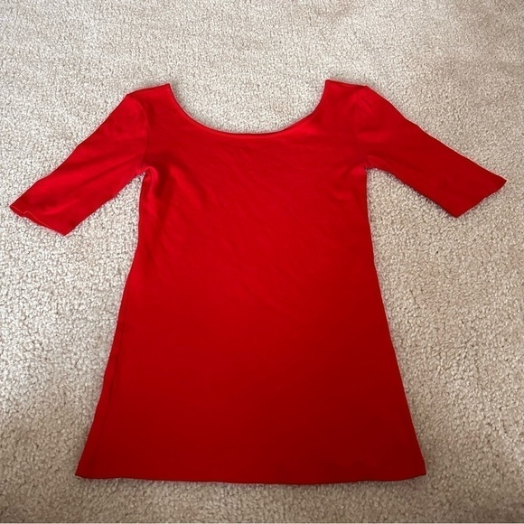 EUC Women’s Ann Taylor Three Quarter Length Sleeved Shirt! - Picture 1 of 5